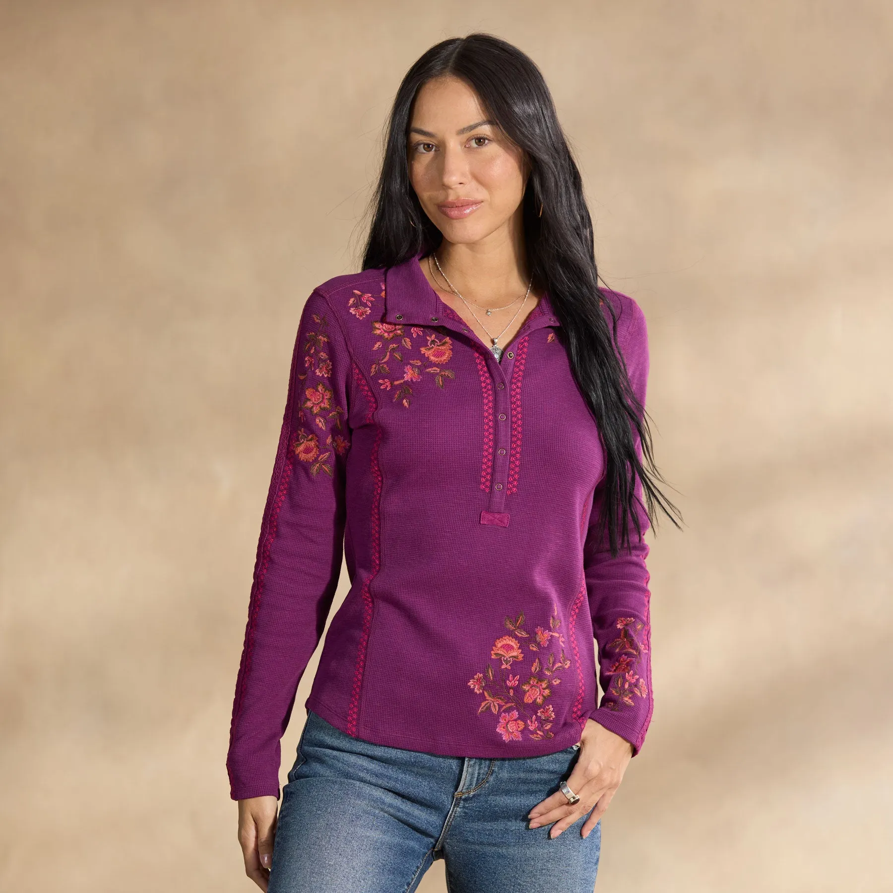 Alpenwild Henley, Petite