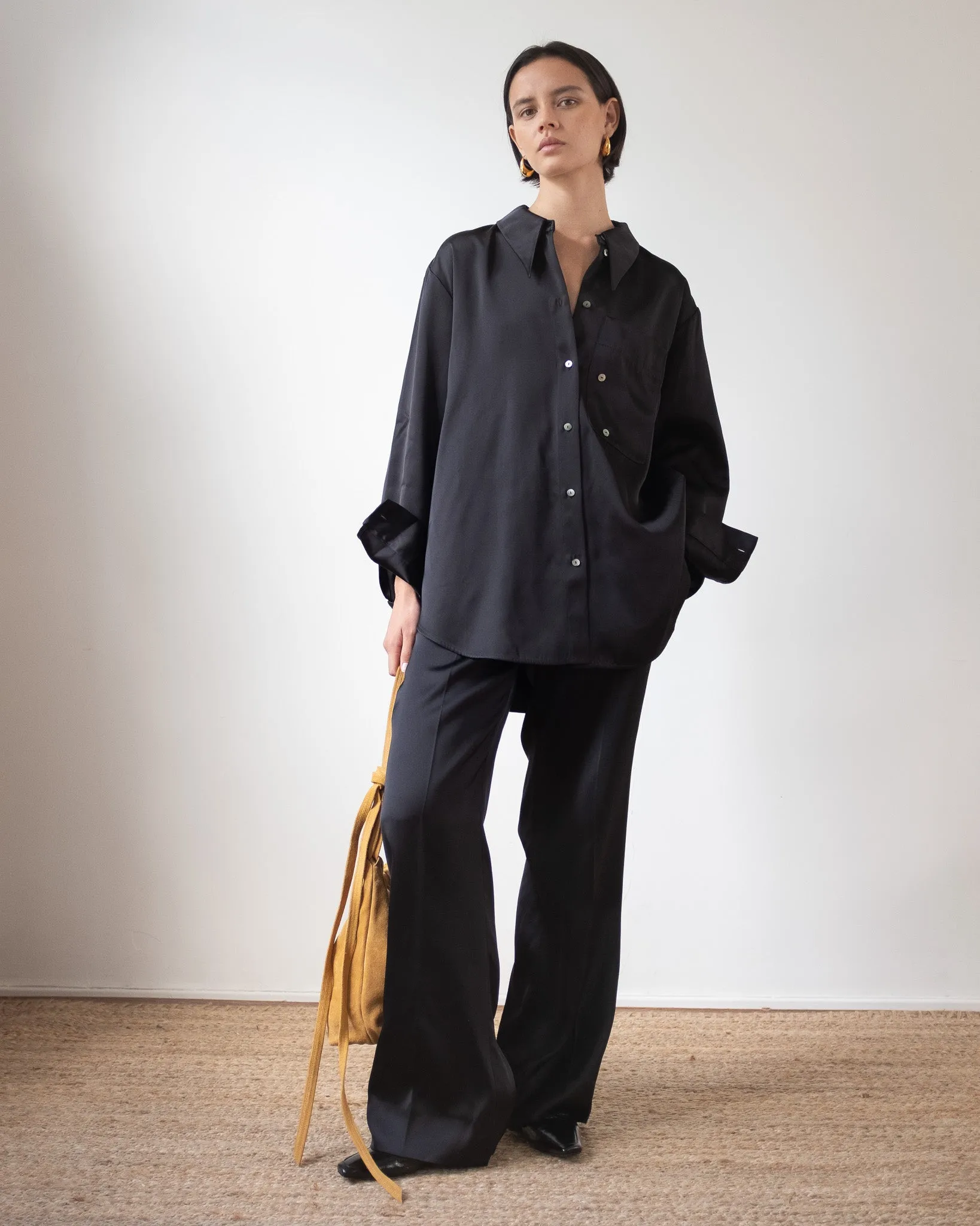 Ellis Shirt Duchesse Satin Black