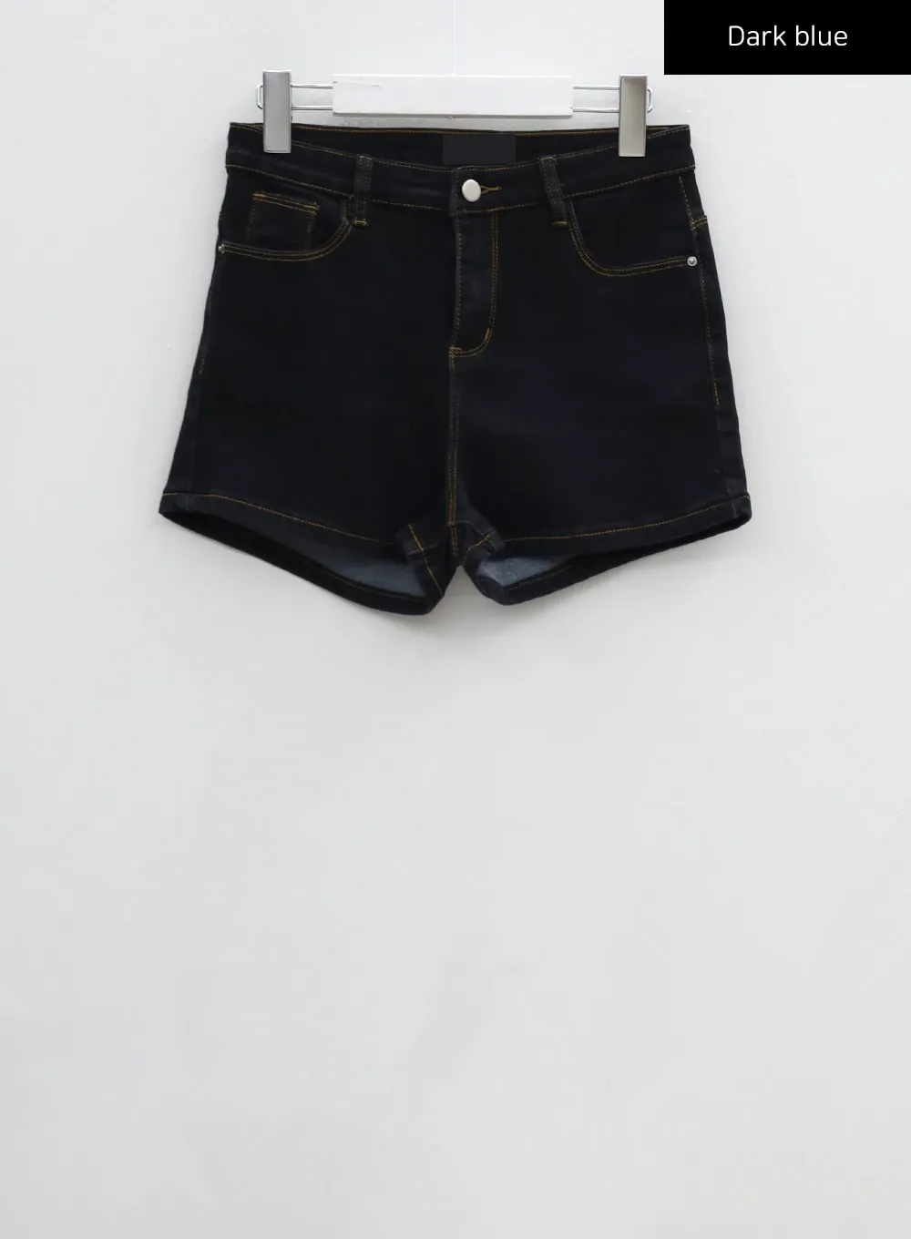 Essential Shorts CU20