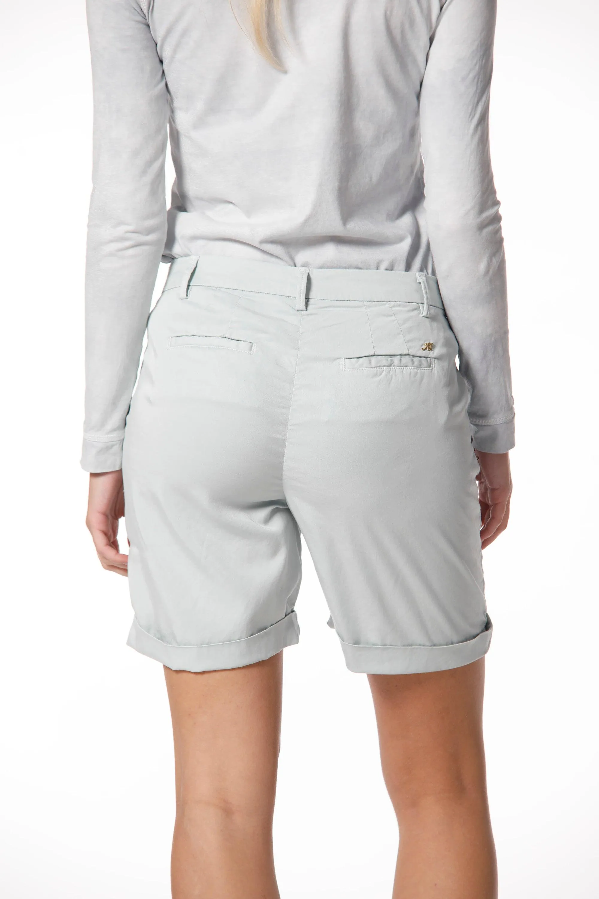 Jaqueline Curvy bermuda chino donna in tencel con borchie curvy