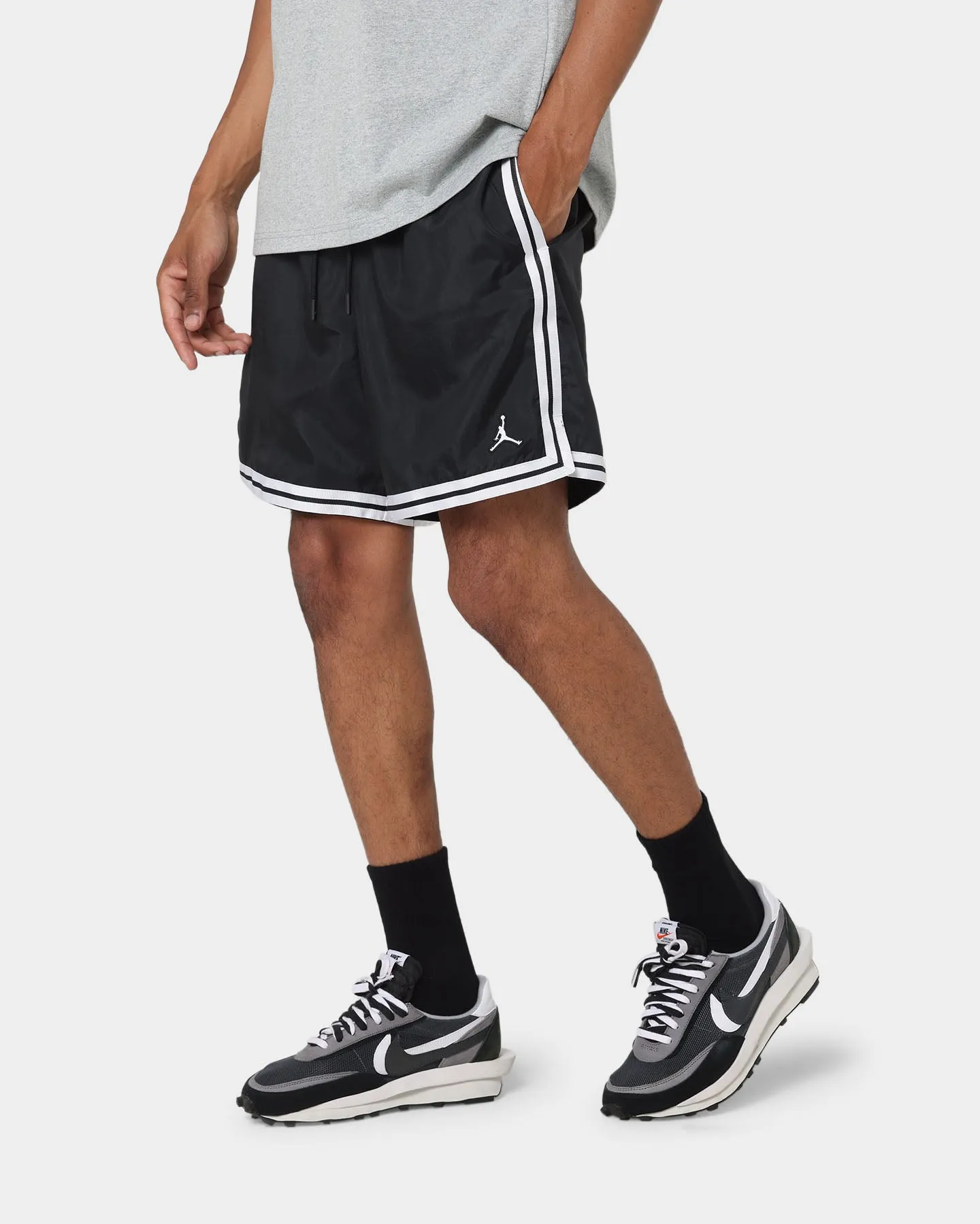 Jordan Essential Woven Shorts Black/White