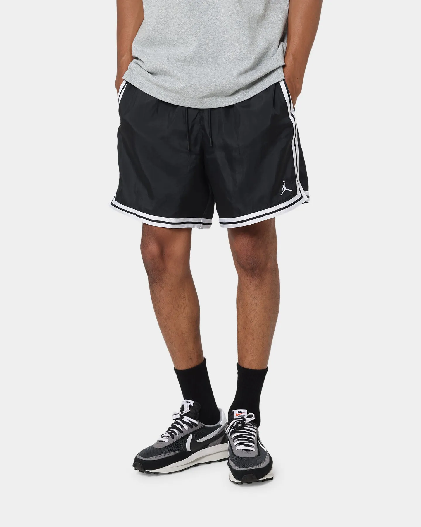 Jordan Essential Woven Shorts Black/White