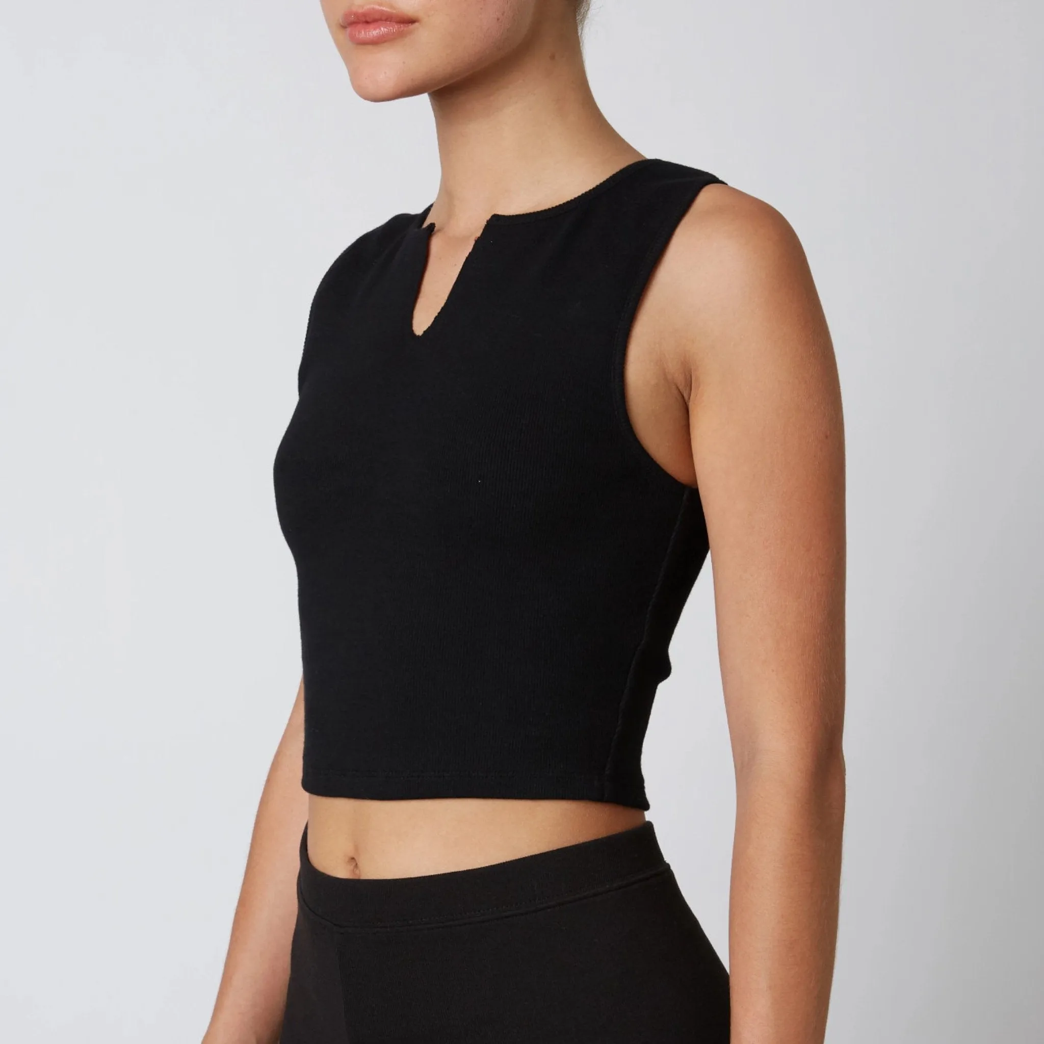 Louise Tank Top - Black.