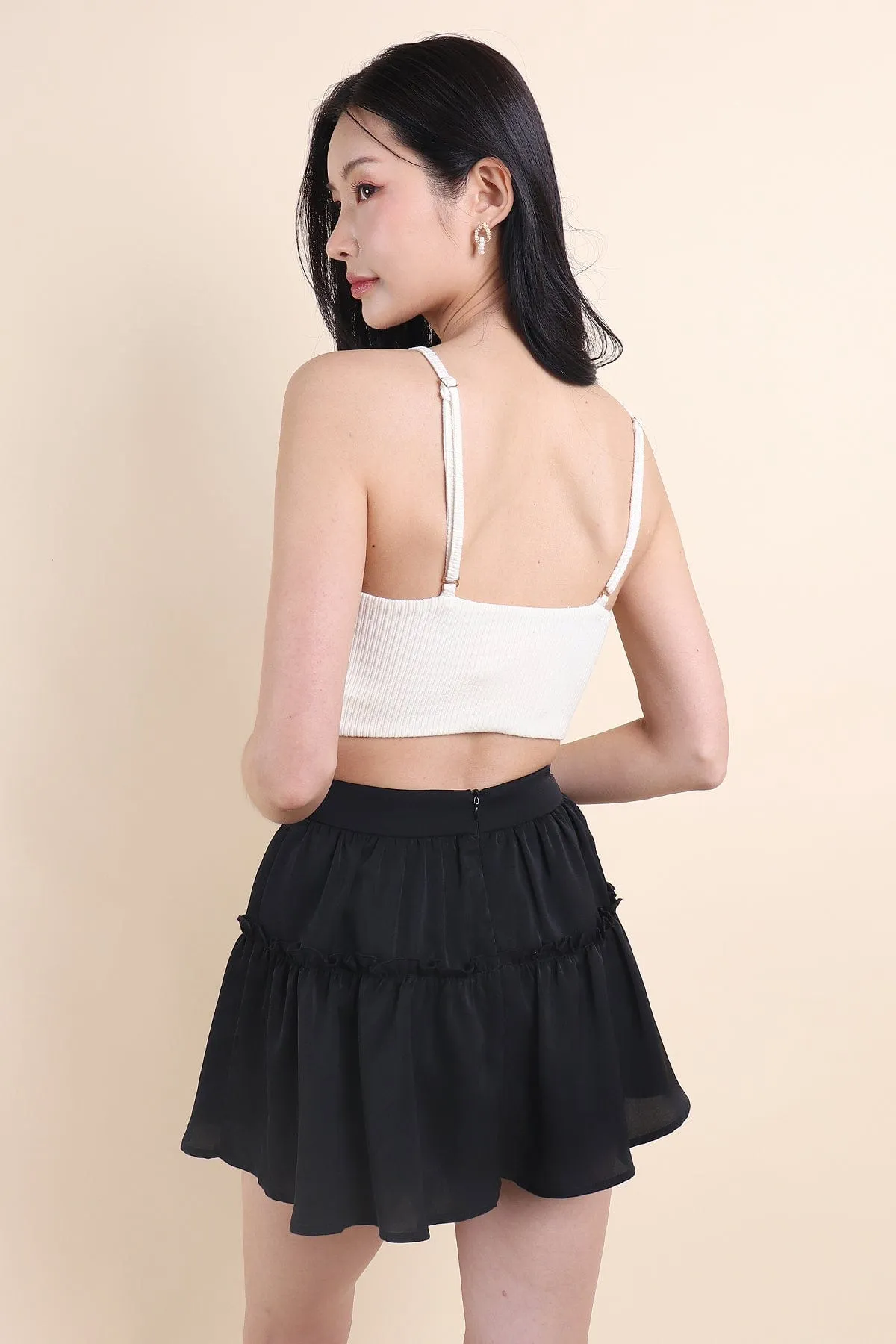 LOVEA RUFFLES SKORTS IN BLACK