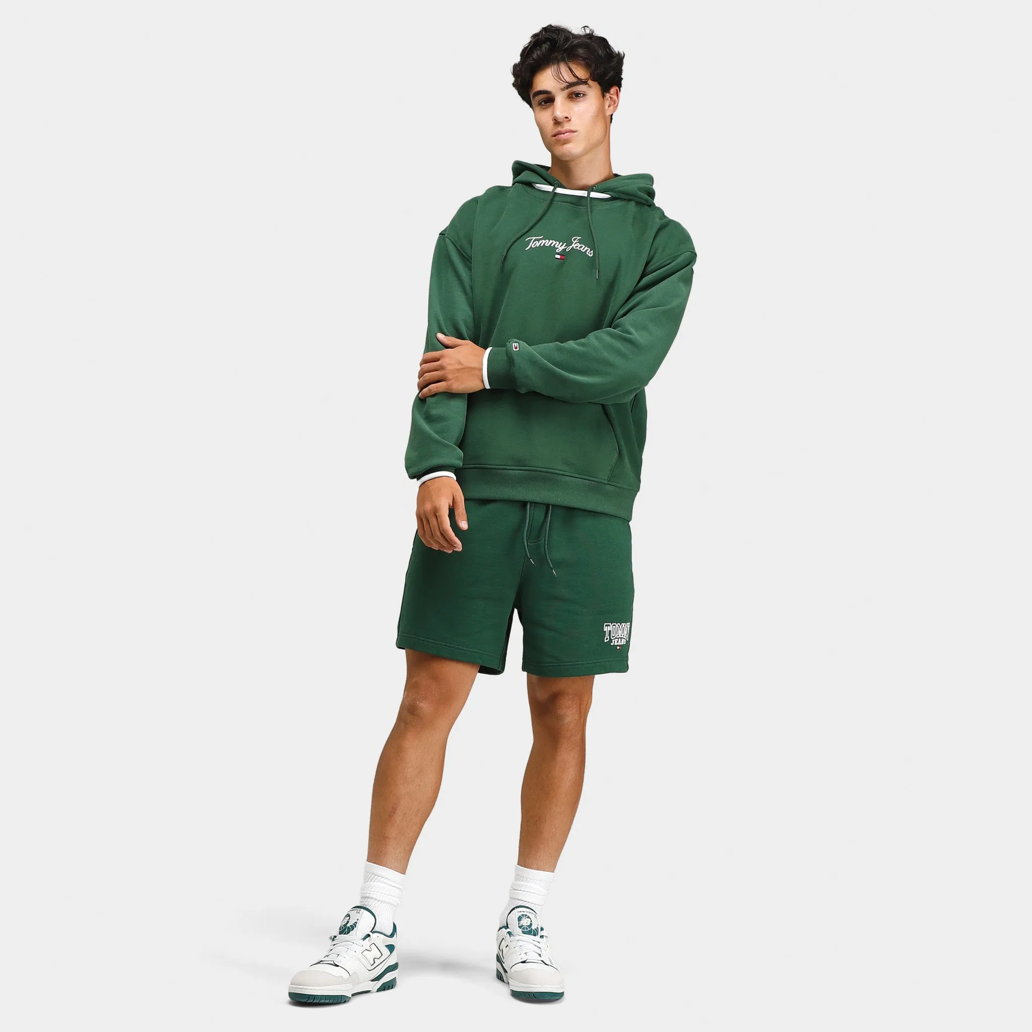 Tommy Jeans Collegiate Logo Sweat Shorts / Collegiate Green